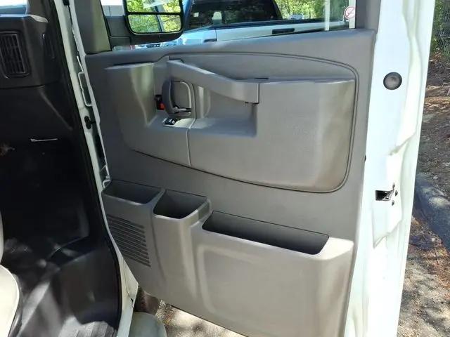 2024 Chevrolet Express Cargo Van RWD 2500 Regular Wheelbase WT