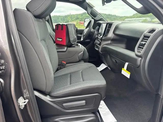 2026 Ram 1500 Tradesman Crew Cab 4x4 57 Box