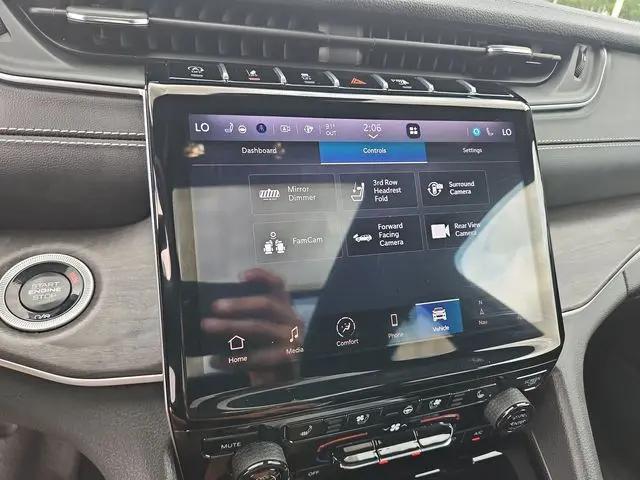 2024 Jeep Grand Cherokee L Limited 4x4
