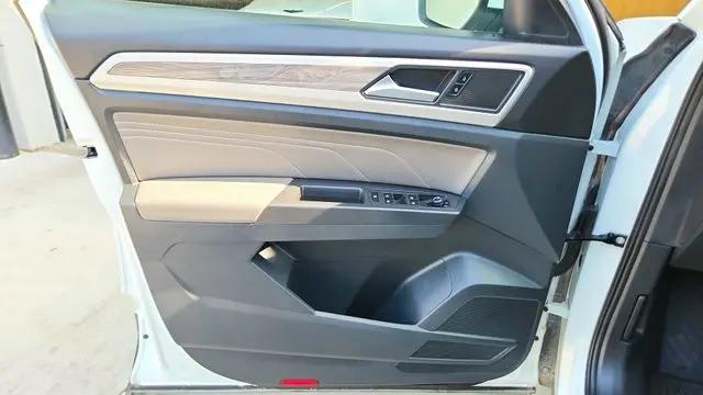 2022 Volkswagen Atlas Cross Sport 3.6L V6 SE w/Technology