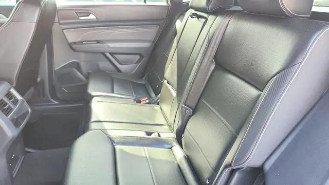 2022 Volkswagen Atlas Cross Sport 3.6L V6 SE w/Technology