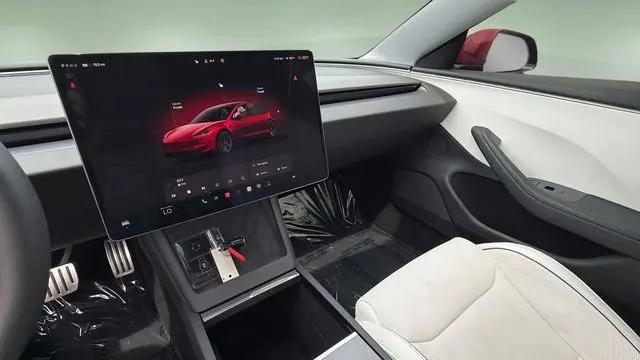 2024 Tesla Model 3 Performance All-Wheel Drive