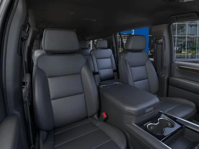 2026 Chevrolet Suburban LT, 4WD