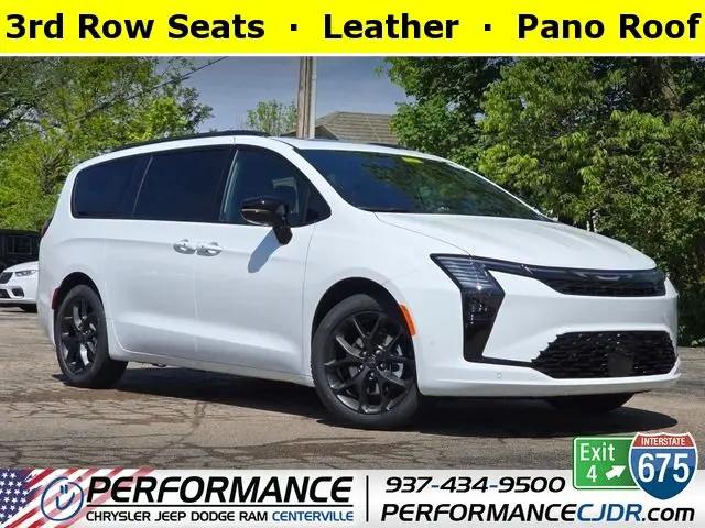 2027 Chrysler Pacifica Limited for sale in Centerville, OH