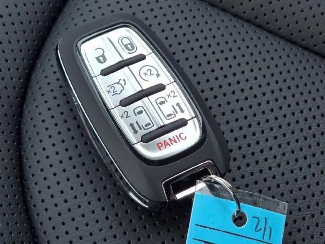 2027 Chrysler Pacifica Limited