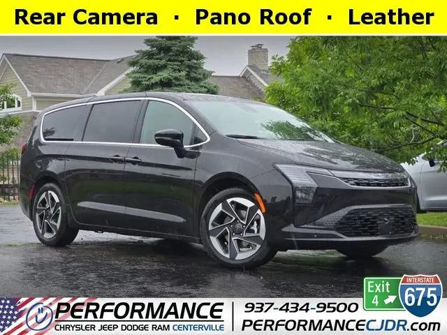 2027 Chrysler Pacifica Limited for sale in Centerville, OH