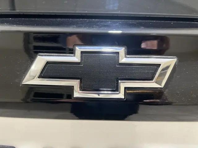 2026 Chevrolet Suburban RST, 4WD