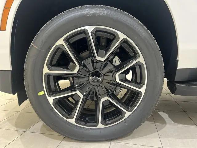 2026 Chevrolet Suburban RST, 4WD