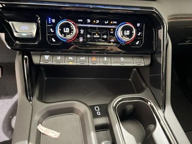 2026 GMC Sierra 2500HD Crew Cab, Standard Bed, AT4, 4WD