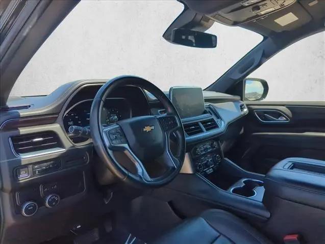 2023 Chevrolet Suburban 2WD LT