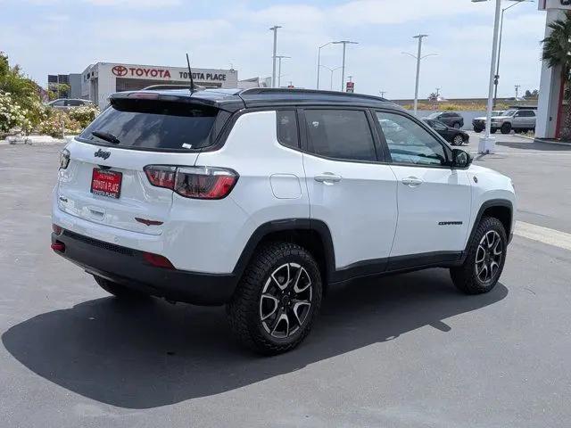 2025 Jeep Compass Trailhawk 4x4