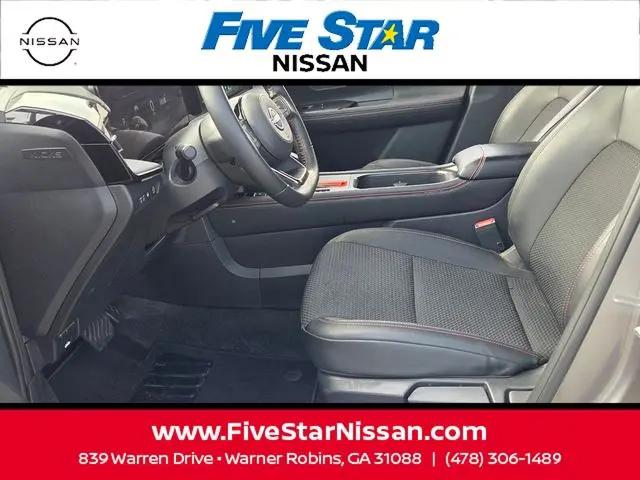 2025 Nissan Kicks SR FWD