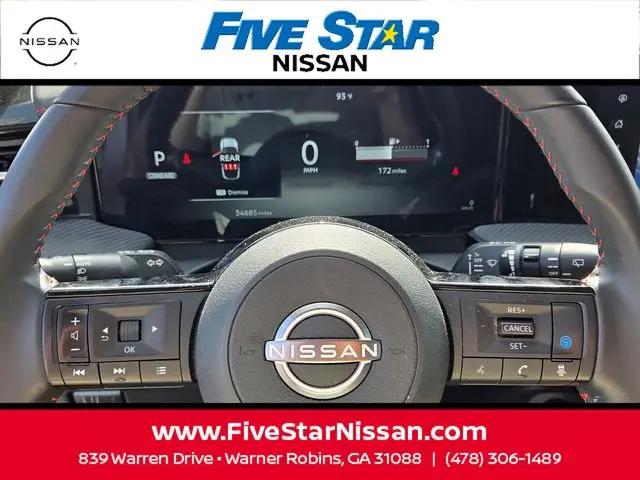 2025 Nissan Kicks SR FWD