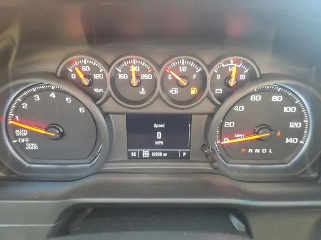2024 Chevrolet Silverado 1500 4WD Crew Cab Short Bed Custom