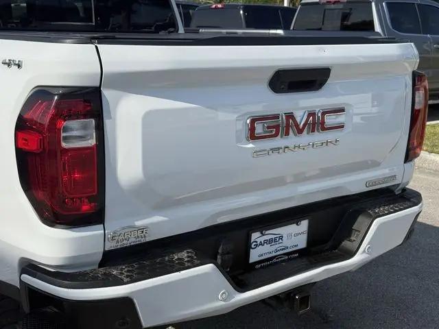 2023 GMC Canyon 4WD Crew Cab Short Box Elevation