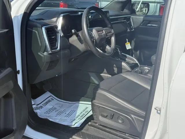 2023 GMC Canyon 4WD Crew Cab Short Box Elevation