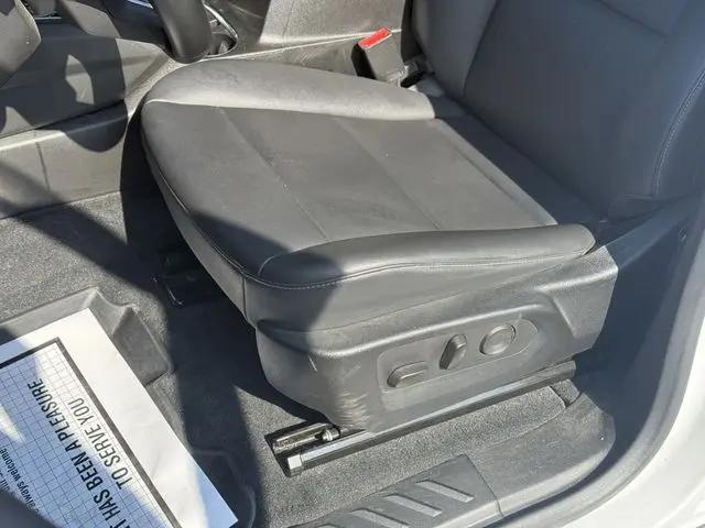 2023 GMC Canyon 4WD Crew Cab Short Box Elevation