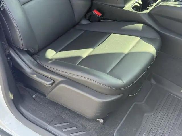 2023 GMC Canyon 4WD Crew Cab Short Box Elevation