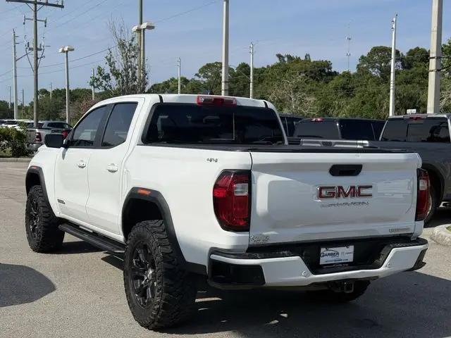 2023 GMC Canyon 4WD Crew Cab Short Box Elevation