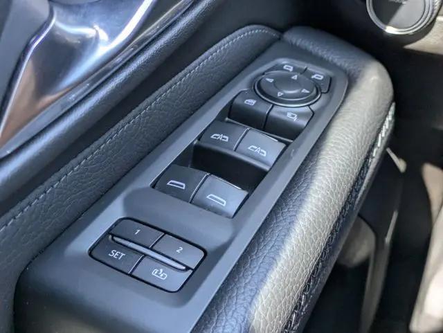 2021 GMC Yukon XL 2WD Denali