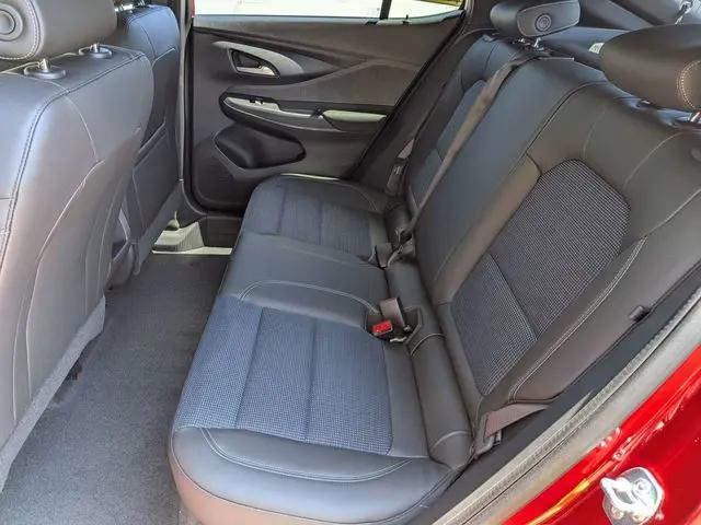 2026 Buick NV Preferred FWD