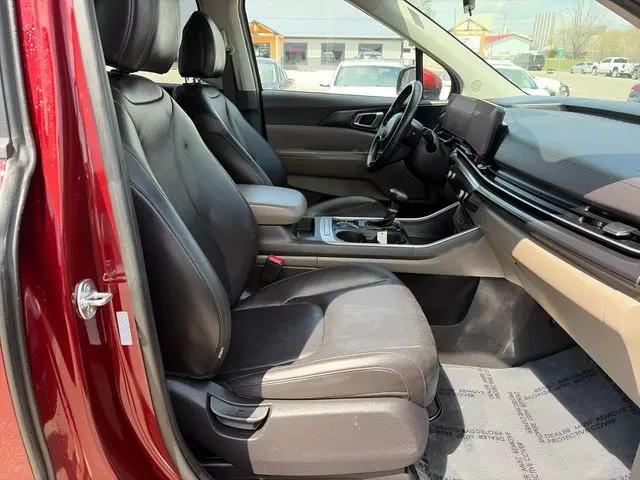 2025 Kia Carnival MPV LXS