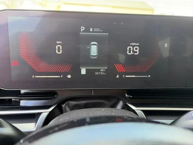 2025 Kia Carnival MPV LXS