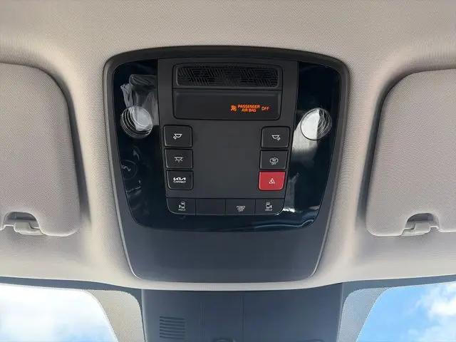 2025 Kia Carnival MPV LXS