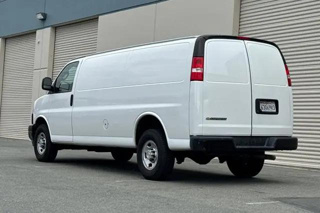 2023 Chevrolet Express Cargo Van RWD 2500 Extended Wheelbase WT
