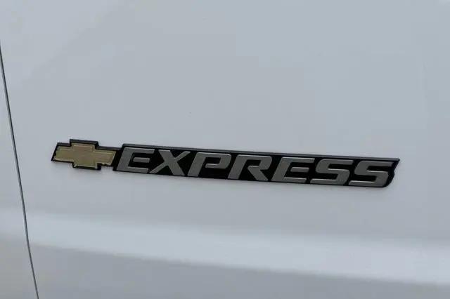 2023 Chevrolet Express Cargo Van RWD 2500 Extended Wheelbase WT
