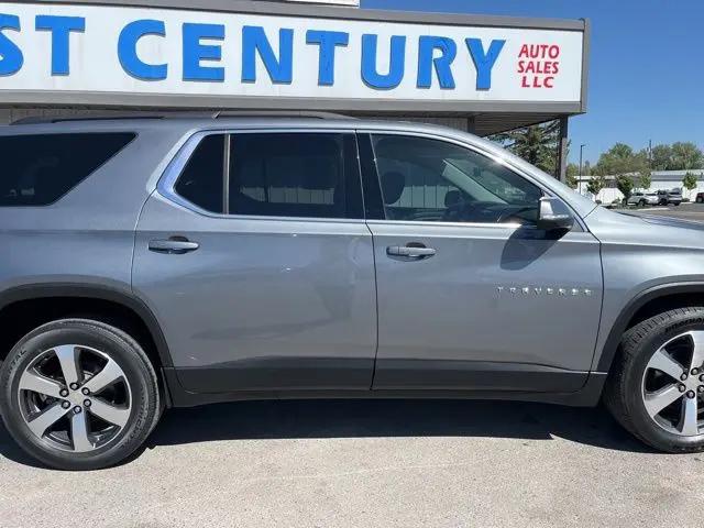 2021 Chevrolet Traverse AWD LT Leather