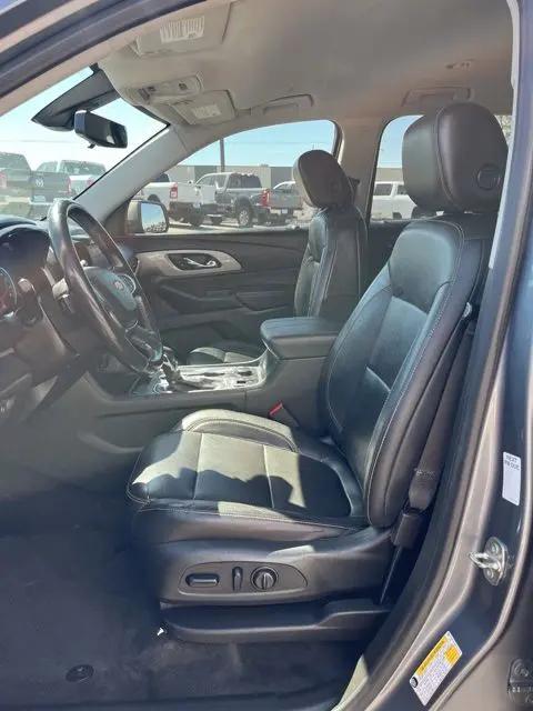 2021 Chevrolet Traverse AWD LT Leather