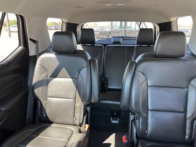 2021 Chevrolet Traverse AWD LT Leather