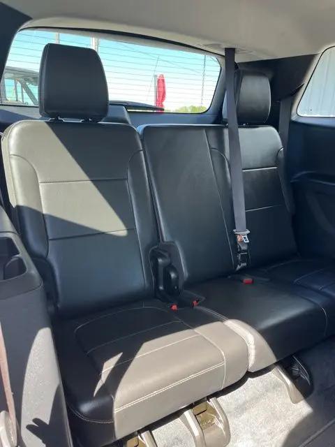 2021 Chevrolet Traverse AWD LT Leather