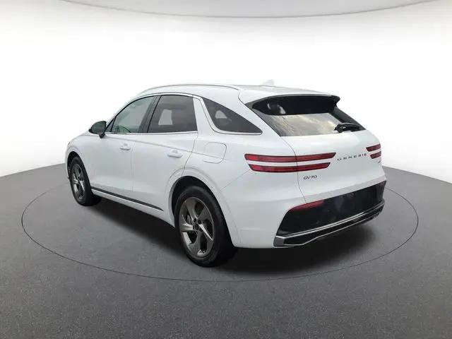 2026 Genesis GV70 2.5T