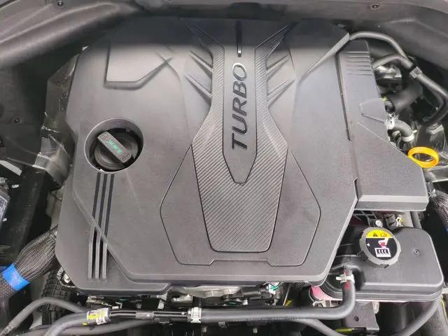 2026 Genesis GV70 2.5T
