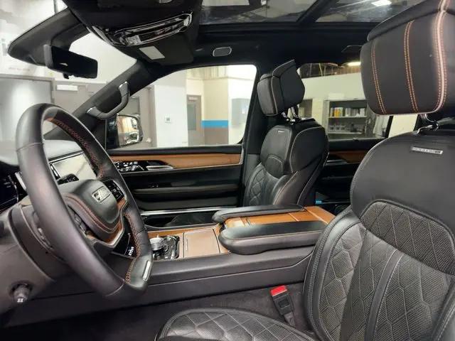 2024 Jeep Grand Wagoneer L Series III 4x4