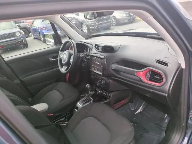 2023 Jeep Renegade Trailhawk 4x4