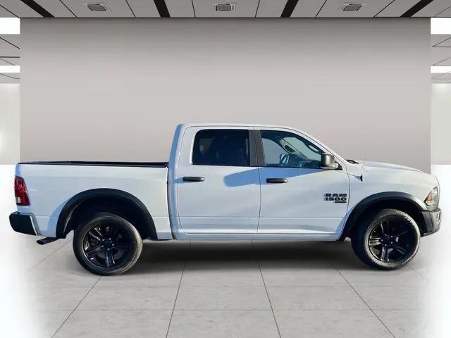2024 Ram 1500 Classic Warlock Crew Cab 4x4 5'7" Box