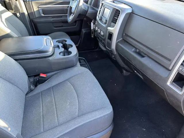 2024 Ram 1500 Classic Warlock Crew Cab 4x4 5'7" Box