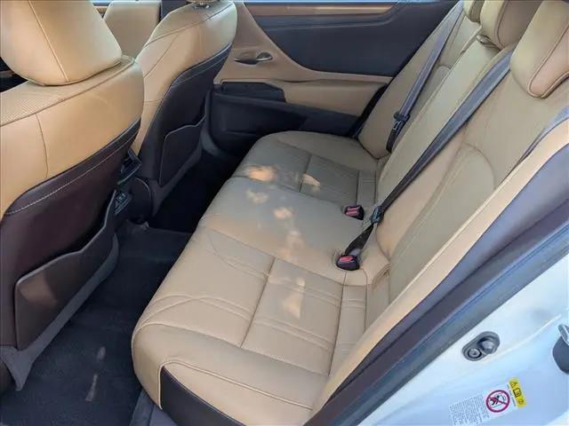 2019 Lexus ES 350 Luxury