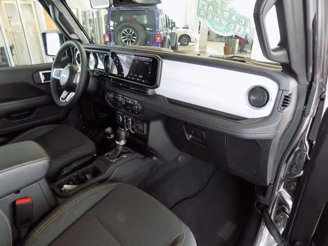 2025 Jeep Wrangler 4xe Sahara 4xe