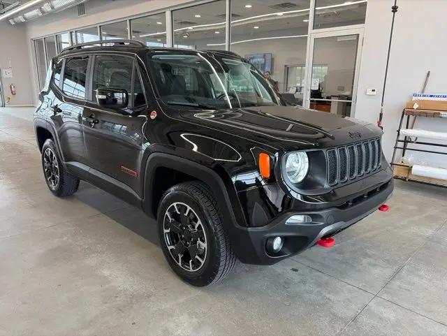 2023 Jeep Renegade Trailhawk 4x4