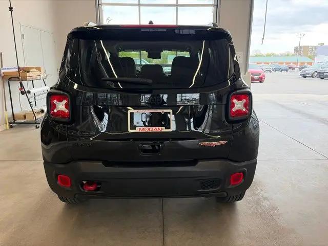2023 Jeep Renegade Trailhawk 4x4