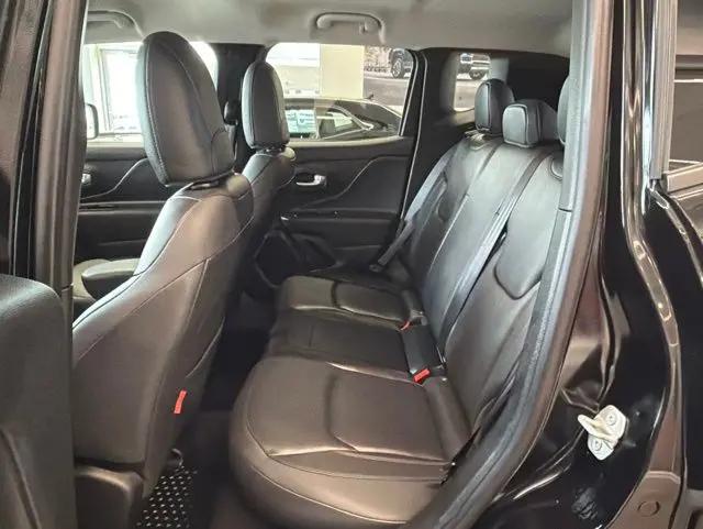 2023 Jeep Renegade Trailhawk 4x4