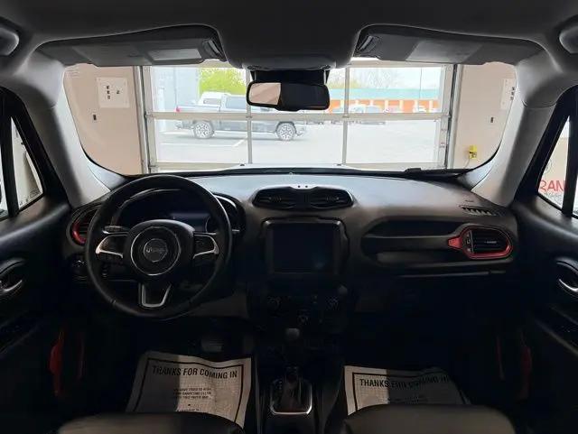 2023 Jeep Renegade Trailhawk 4x4