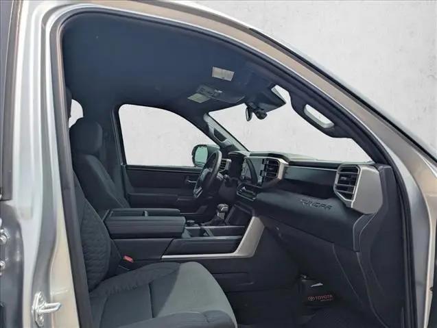 2026 Toyota Tundra SR5 CrewMax 5.5' Bed