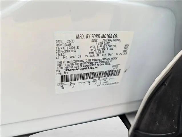 2023 Ford Edge SE