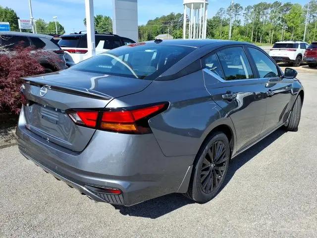 2026 Nissan Altima SV FWD