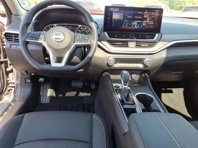2026 Nissan Altima SV FWD
